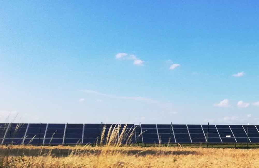 O záruky pôvodu elektrinu v aukcii OKTE súťažili štyri firmy, zobchodovali tretinu záruk